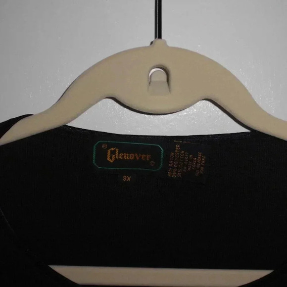 Glenover Dark Navy Blue Colored Ribbed Shirt - Picture 2 of 3